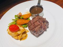 炭烤菲力牛排佐黑胡椒汁-秀·爱尔兰餐吧(上海路店)