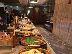 -西藏饭店·亚克·食光自助餐厅(文殊院店)