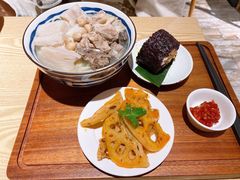 -IPSTAR·潮玩星球·主题店(上海店)