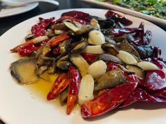 见手青又嫩又鲜-南蛮子(进贤路店)