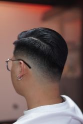 -贝勒爷专业男发