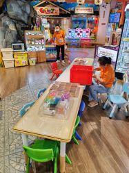 -卡通尼乐园(新达汇三林店)