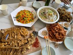 -何适山庄 ·可团建(水长城P2停车场店)