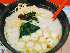 -灵芝妹子海鲜米线(瓦房店新玛特店)