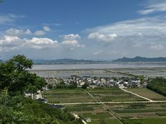 -伍山石窟