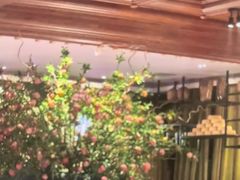 -八府香鸭·啫啫煲(华山路店)