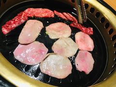 -炼火烤肉店