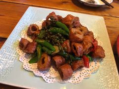 -闯关东东北农家菜(崂山石老人店)