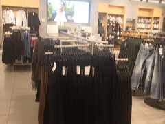 -H&M(华润万象城店)