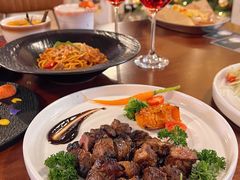 -mordew加州日记西餐&小酒馆(新天地店)