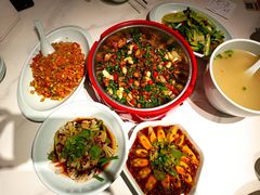-饭饱香土碗菜(新科店)