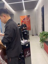 -侨治发型