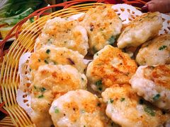 煎墨鱼饼-尚竹阁冬瓜盅·18年地标美食(平洲店)