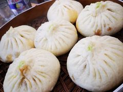 排骨肉包子-张包铺(道外店)