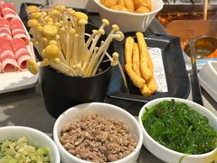 -海底捞火锅(杭州滨江九宜城店)