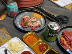 -允辛家·自助泥炉烤肉(九亭店)