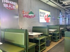 -佰人王串串香火锅(洋珠巷店)