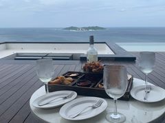 -瑰丽酒店·海吧·天际下午茶·现场DJ·天台酒吧