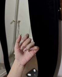 -ONE HEART 美甲美睫品牌店