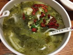 -渝是乎酸菜鱼(龙旗购物中心店)