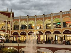 -佛罗伦萨小镇广佛名品奥特莱斯(疏港路店)