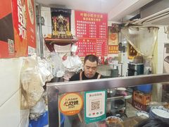 -叶新小吃店(来凤小区总店)