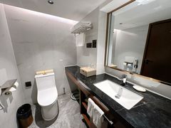 -广东大厦酒店(广州北京路步行街纪念堂地铁站店)