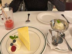 -Wolfgang’s Steakhouse 沃夫冈牛排馆(上海白玉兰广场店)