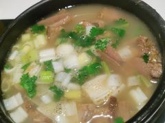 -英子补身汤(海兰路店)