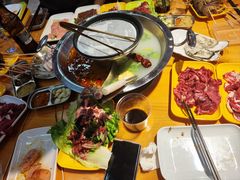 -养牛邓·潮汕牛肉海鲜自助火锅(广州店)