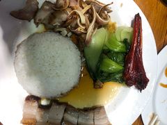双拼饭-澳门陈光记烧味饭店(南京德基广场店)