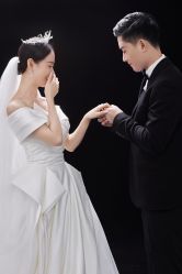 点击看大图 -挪娅婚纱摄影皇家会所