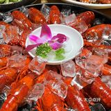 曼谷街头感十足 和店里的泰式柠檬茶/椰奶冻很搭