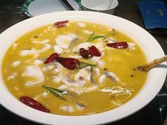 老屋招牌酸菜鱼-老屋印象川菜(世纪东方店)