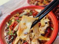 火爆黄喉-拈一筷子·宜宾江湖菜(十一街店)