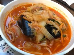 海鲜辣汤面-香港饭店0410(明洞店)