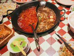 -赵美丽重庆火锅(西安直营总店)