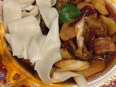沙湾大盘鸡-塔哈尔·新疆盛宴(城西银泰店)