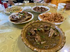 -华龙特色大骨鸡农家菜馆