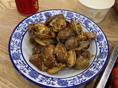 -江城燕子大排档(江汉路步行街店)