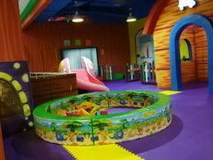 -酷洛小镇(步步高新天地购物广场店)