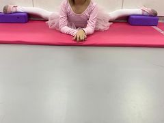 -艺桐年艺术培训中心