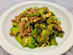 酸菜苦瓜炒牛肉-粤·向群饭店(龙津东路总店)