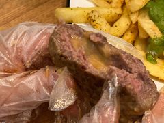 芝心手打牛肉堡-龙治汉堡(中华城店)