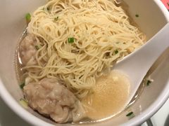 -新大咀港式茶餐厅(宝山万达店)