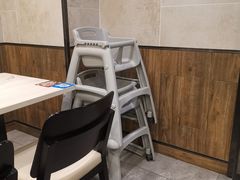 儿童餐椅-康师傅私房牛肉面(马泉营奥莱店)