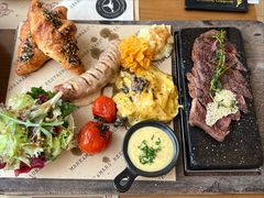 -Mark&Mars Restaurant