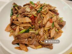 -江城小馆陕南妈妈菜·全球旅行餐厅(钟楼店)