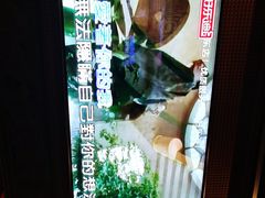 -好乐迪(张扬路八佰伴店)