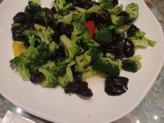 -哈啾嗨·新概念蒙餐(红星新城店)